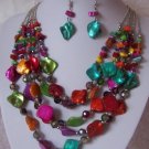 MULTICOLOR BLUE PINK RED NATURAL SHELL NECKLACE SET