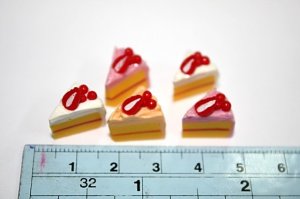 Set of 5 pieces Sliced Cake Doll house Miniature NBR4