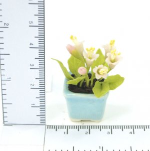 Mixed florals In Pot  Doll house Miniature NBR29