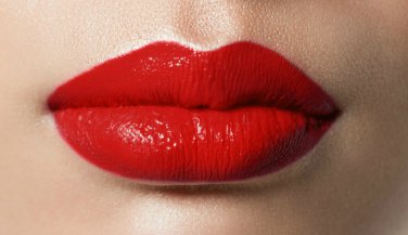 Lipstick on his collar -red Lipstick - Boii cosmetics