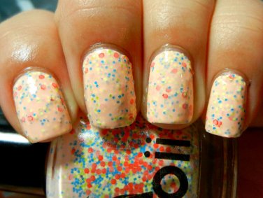 Boii Nail polish Pop that color