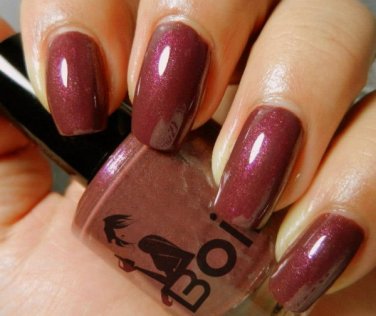 Boii Nail polish i just dont get girls