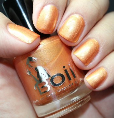 give me the moon - Boii Nail polish