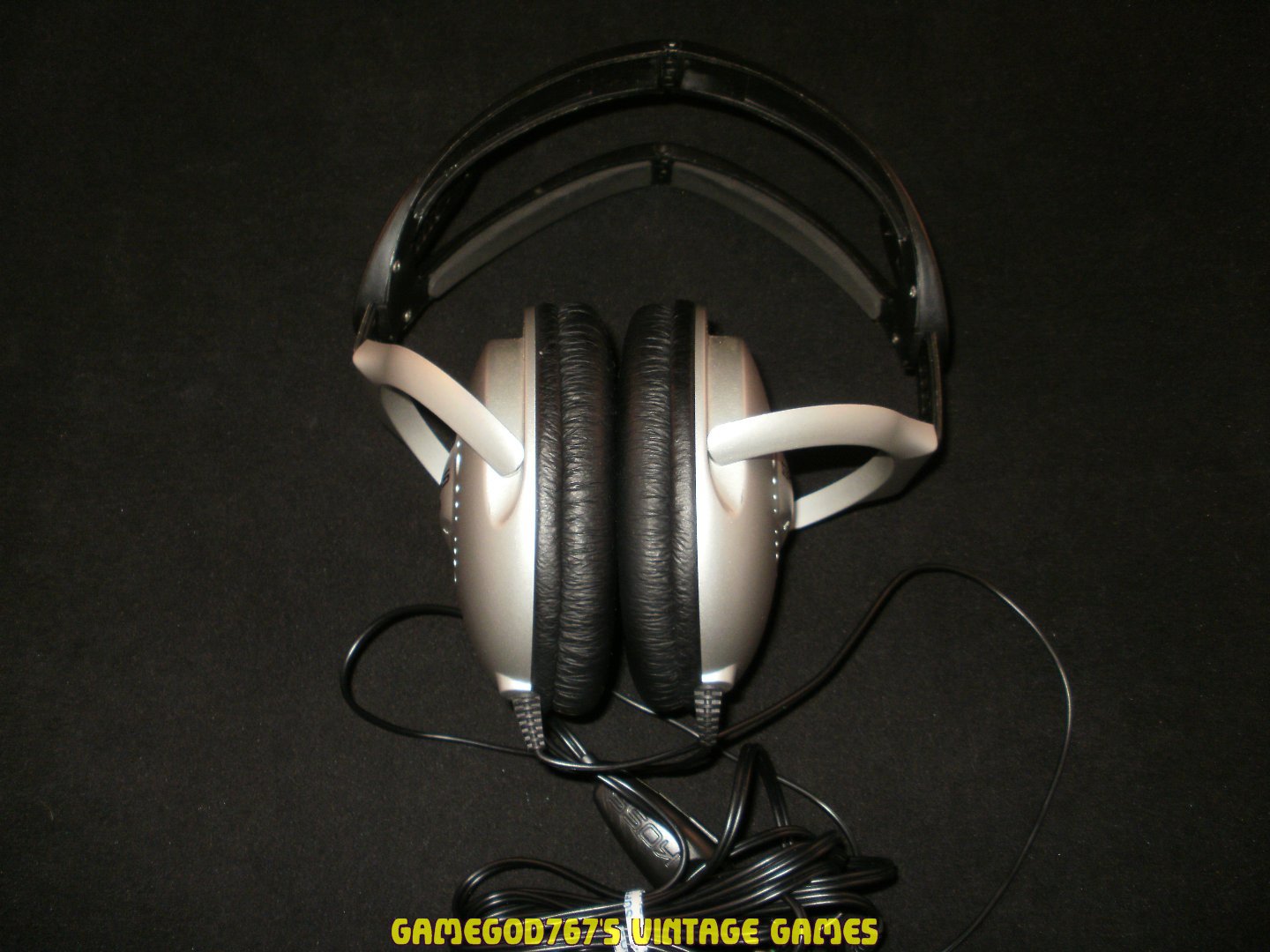 Koss UR19 Studio Headphones With Volume Control