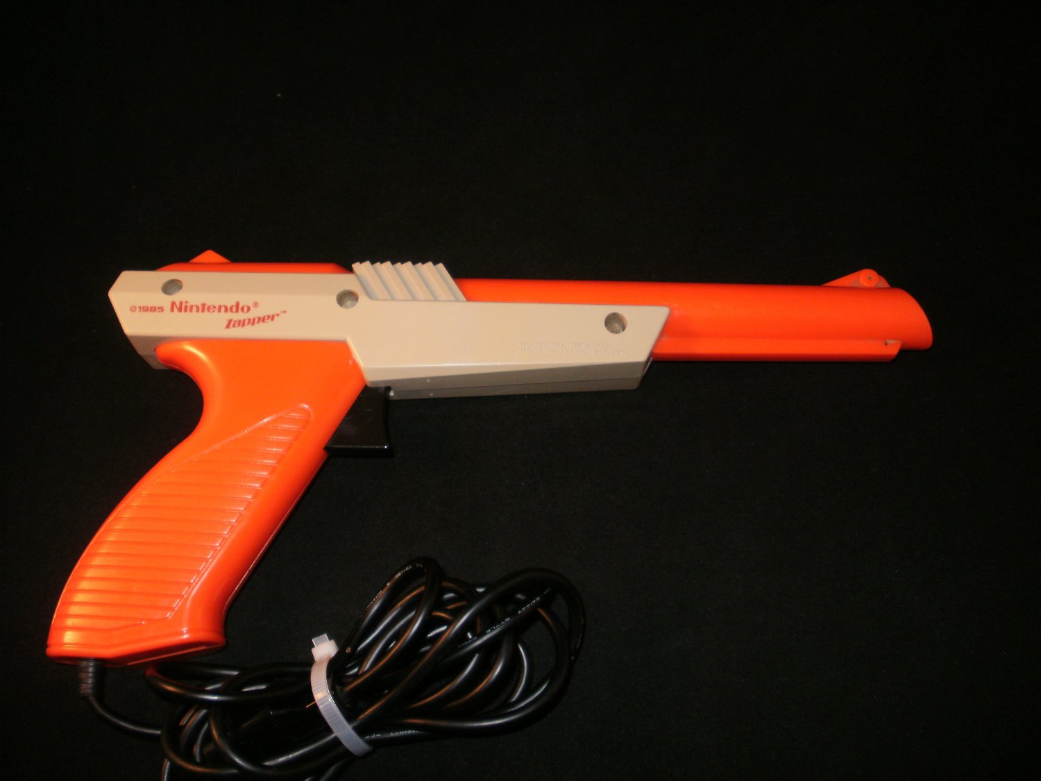 Nintendo Zapper Light Gun - Nintendo NES - Orange