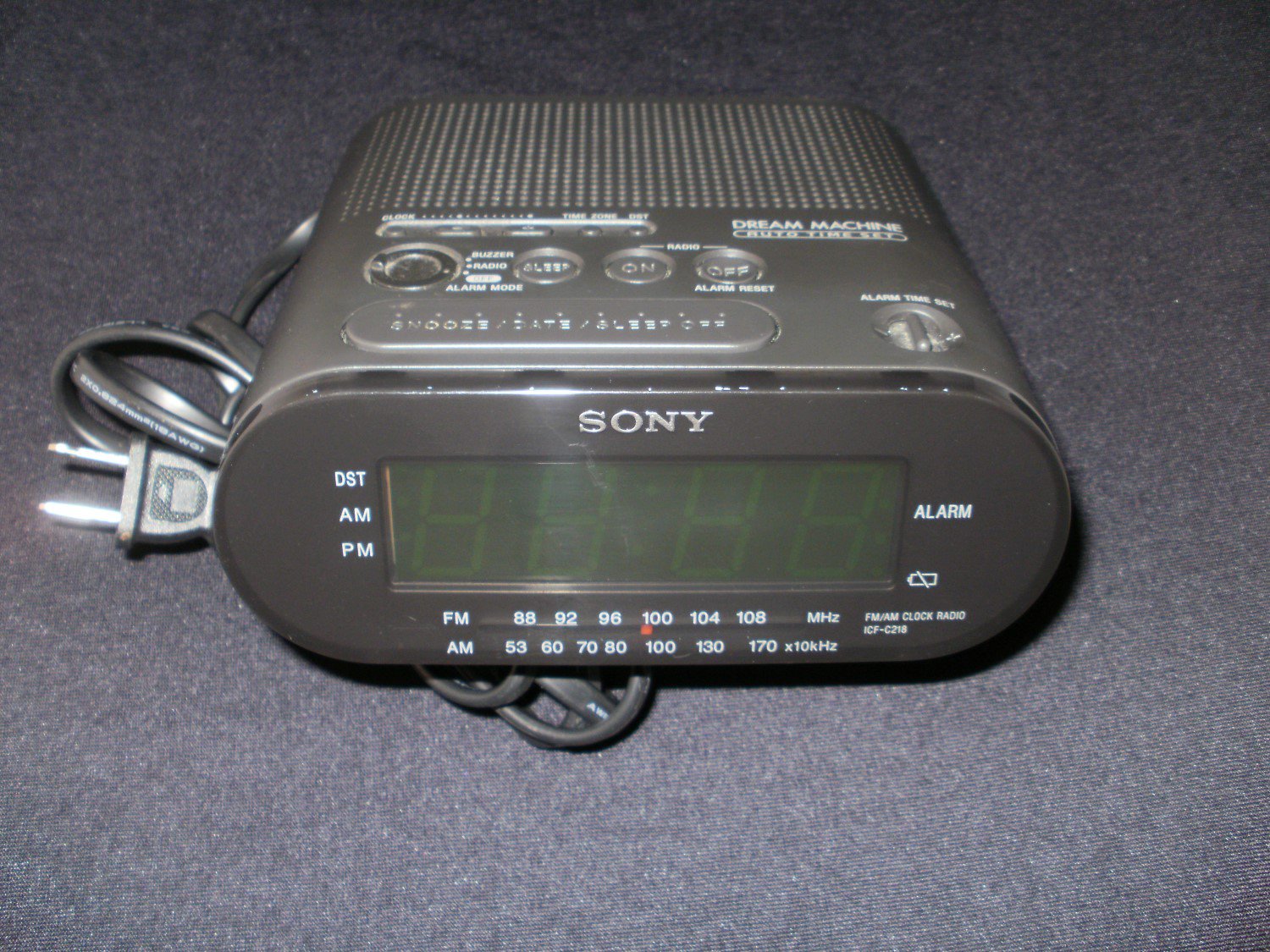 Dream Machine Alarm Clock Radio Sony 2001