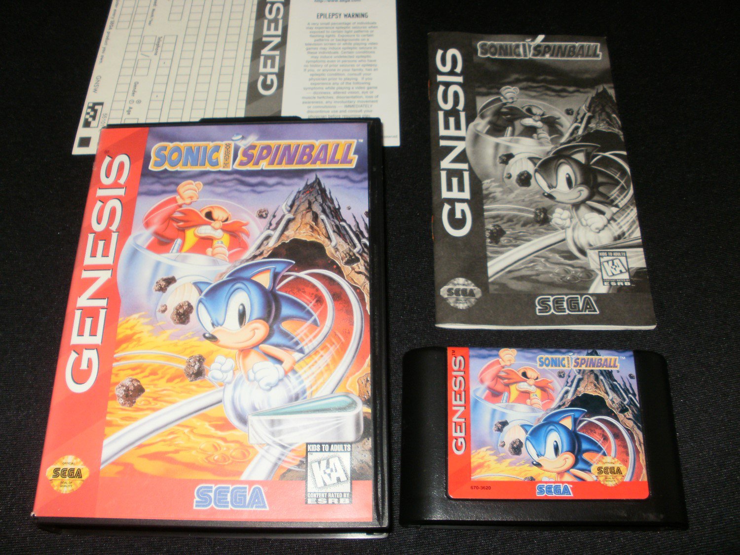 Sonic the Hedgehog Spinball - Sega Genesis - Complete CIB