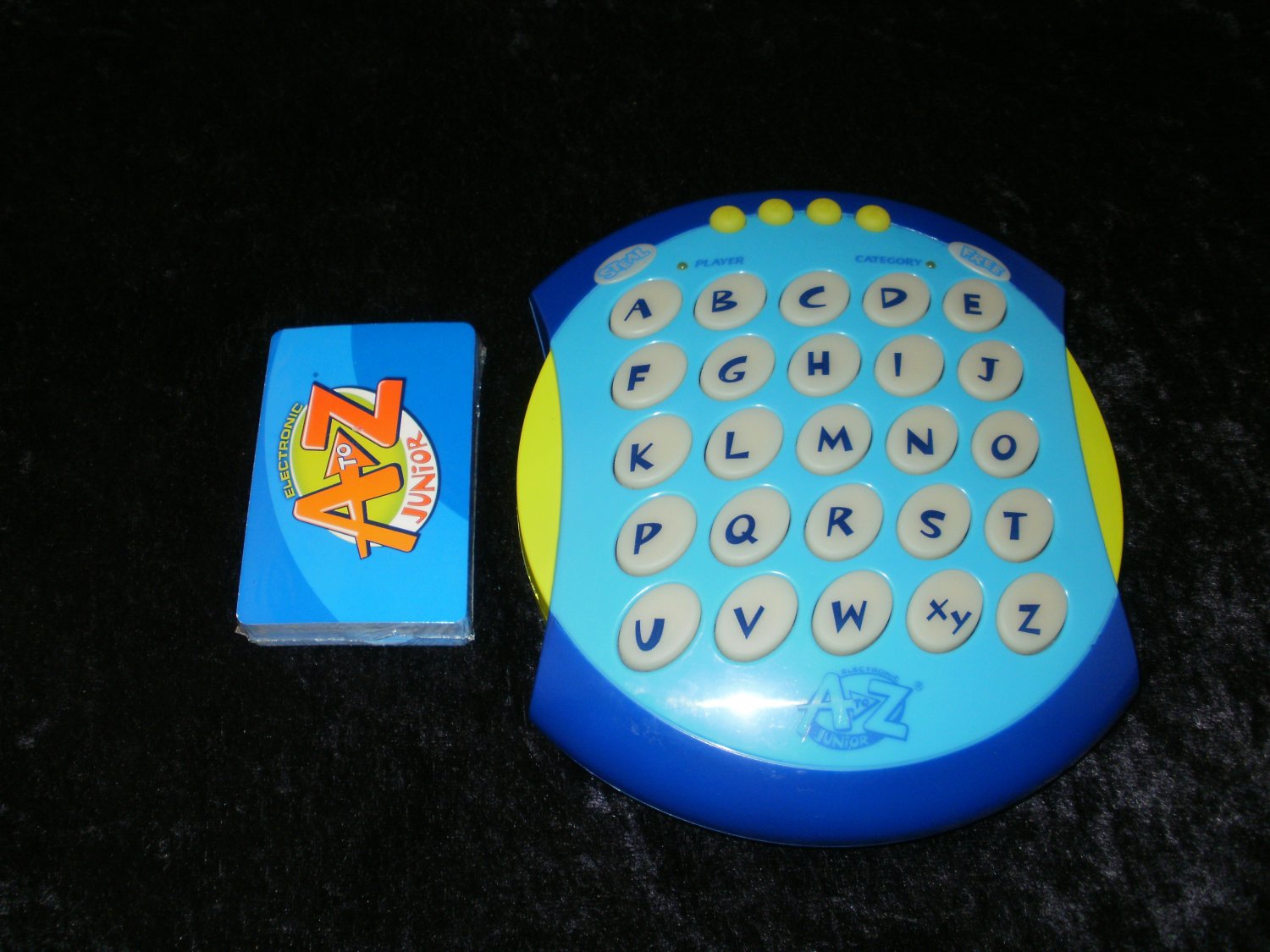 A to Z Junior - Handheld - Ideal Electronic 2007 - Brand New