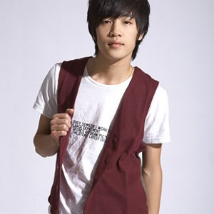 2804100032 Mens casual vest