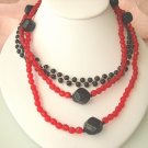 Vintage lot of 2 Necklaces