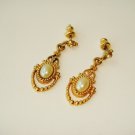 Vintage Pretty Gold Tone Pierced Earrings