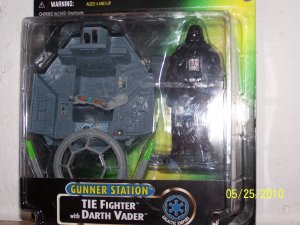 GUNNER STATION WITH DARTH VADER