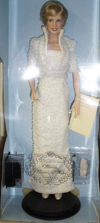 diana princess of wales a royal remembrance doll