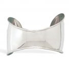 Graduated Cuff Bracelet With Edge