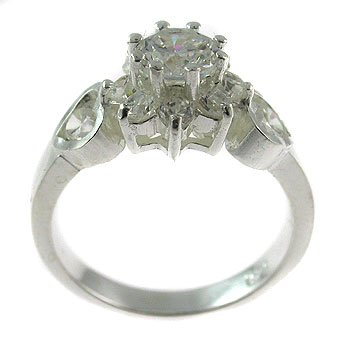 #100. Solid silver engagement ring (DSR447)