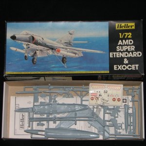 Heller 1:72 AMD Super &Atilde;�tendard and Exocet