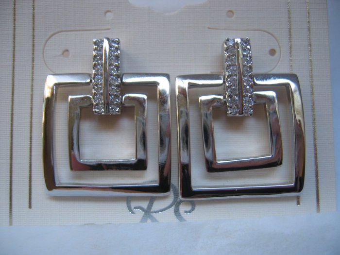 Ladies Fashion Ear Rings #E08