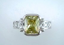 Lds Cubic Zirconia Fashion Ring #650