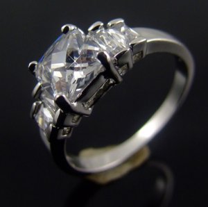 EXQUISITE 18 KGP REAL WHITE GOLD DIAMOND ENGAGEMENT RING SIZE 6**FREE SHIPPING**