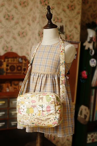 Free Shipping Japanese Kawaii Shoulder Messenger Bag - Forest