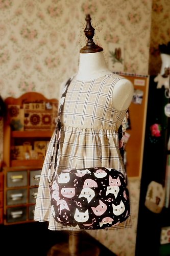 Free Shipping Japanese Kawaii Shoulder Messenger Bag - Cats