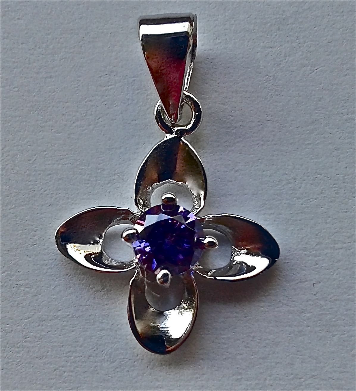 4 leaf gloves 925 silver amethyst crystal necklace