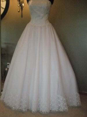NEW!!!  white size 10