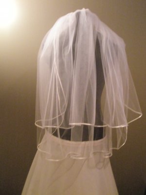 white veil satin