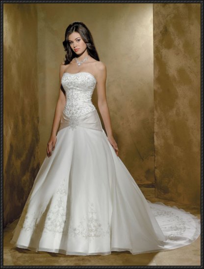 Free shipping Gorgeous Wedding Dresses for Brides Custom