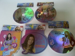 Nickadelodeon iCarly memo pad.