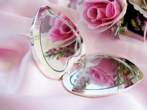 Pink Crystal Glitter Compact Heart Mirror 83621