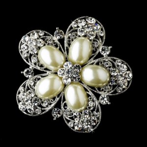 Silver Pearl Brooch 117