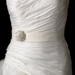 Belt with Vintage Brooch 3181