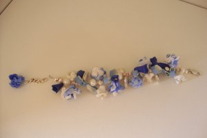 Blue flower bracelet