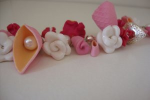 Pink flower bracelet