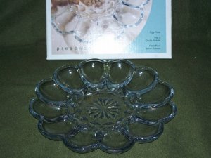 Anchor Hocking Collectible Egg Plate NIB