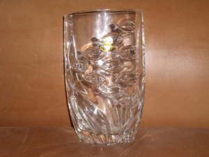 RCR Oneida Crystal Vase Fish Pattern 9 Inches Tall