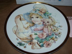 Jan Hagara Ltd 242/5000 Signed #1 Series Plate Hannah