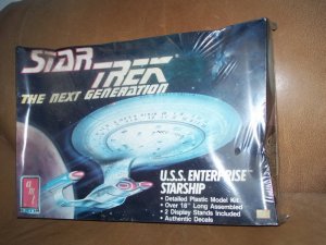 1988 AMT ERTL Star Trek USS Enterprise Starship 18" No. 6619