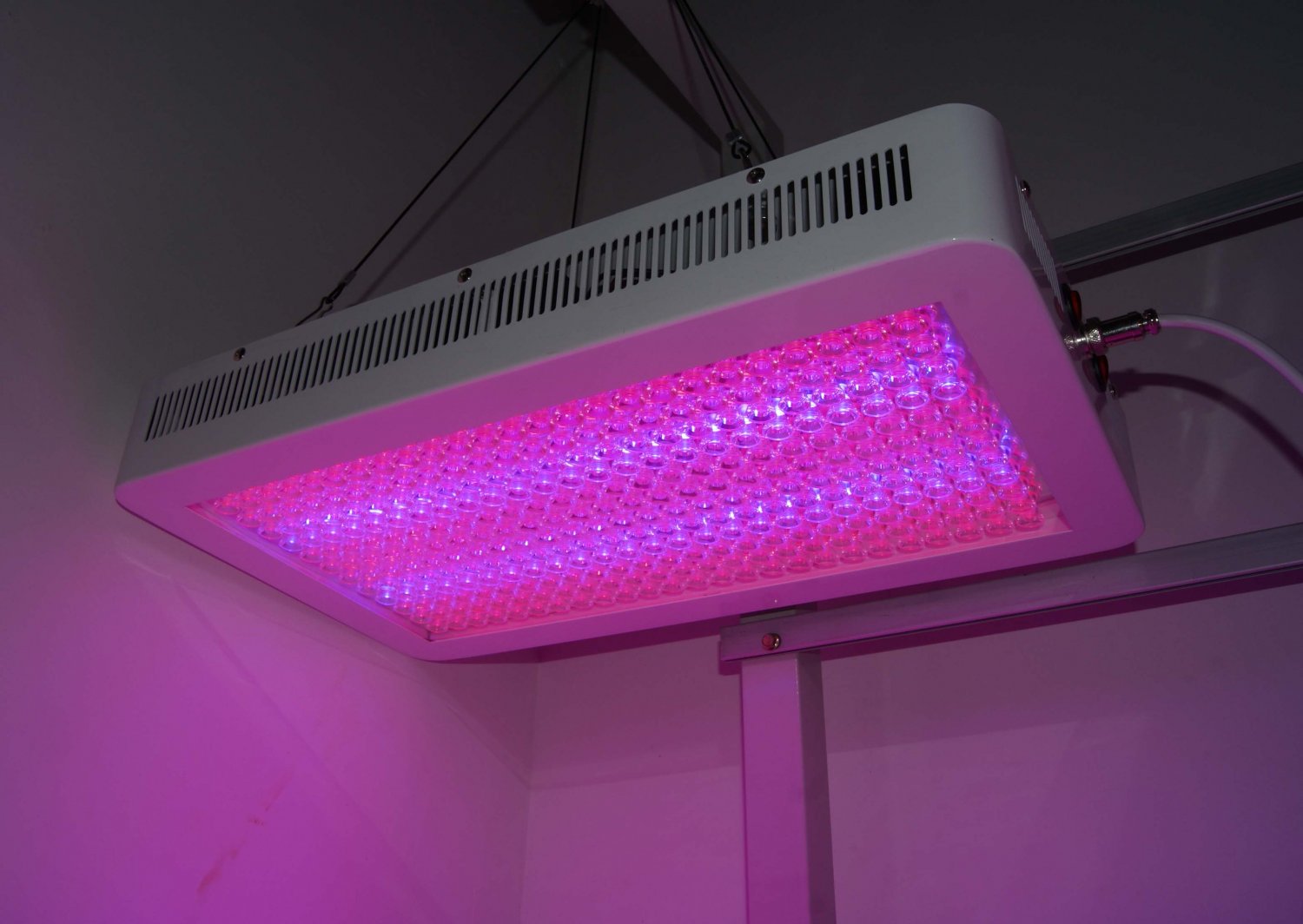 New led. High Power led grow Light 200x3w. Led grow Light 620w. Фито светильник High Power led grow Light. Профессиональный светодиодный grow светильник qu-100-002.