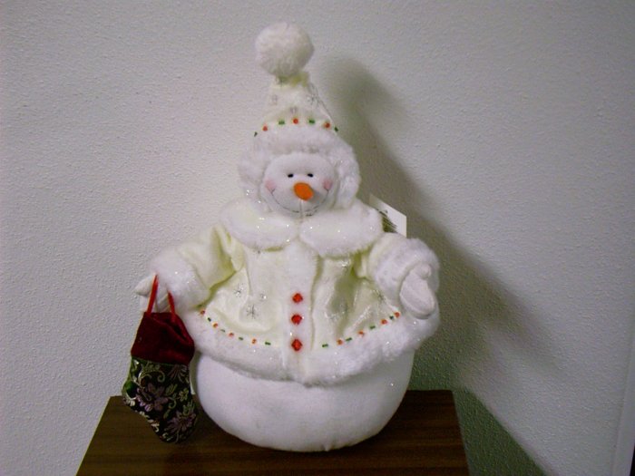 Russ Berrie Christmas - Jewels of Winter - Glisten Plush Snowman Large FREE USA SHIPPING