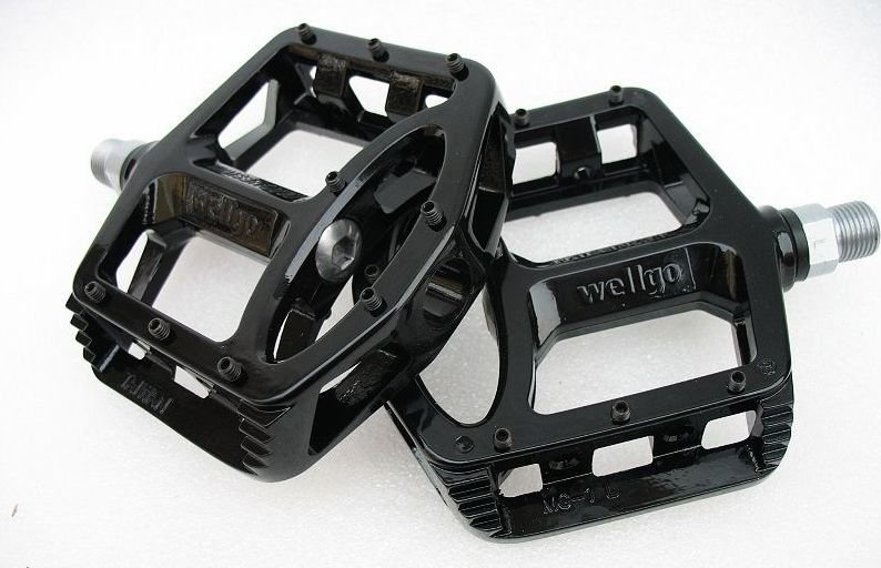 BICYCLE WELLGO MG1 MG-1 MAGNESIUM PEDALS PAIR BLACK 388g MTB BMX DH