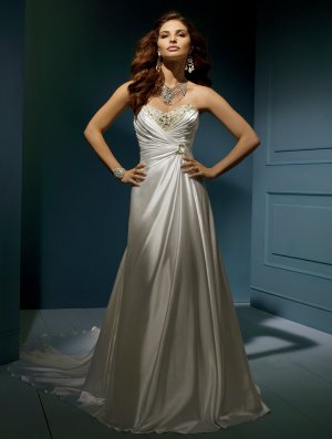 Wedding Dresses/ Wedding Gowns -- Stunning Beaded Strapless A-line Wedding Dress AA0046