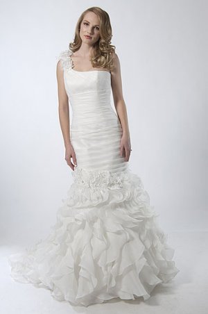 Mermaid One-shoulder Stack-up Wedding Dress AS0025