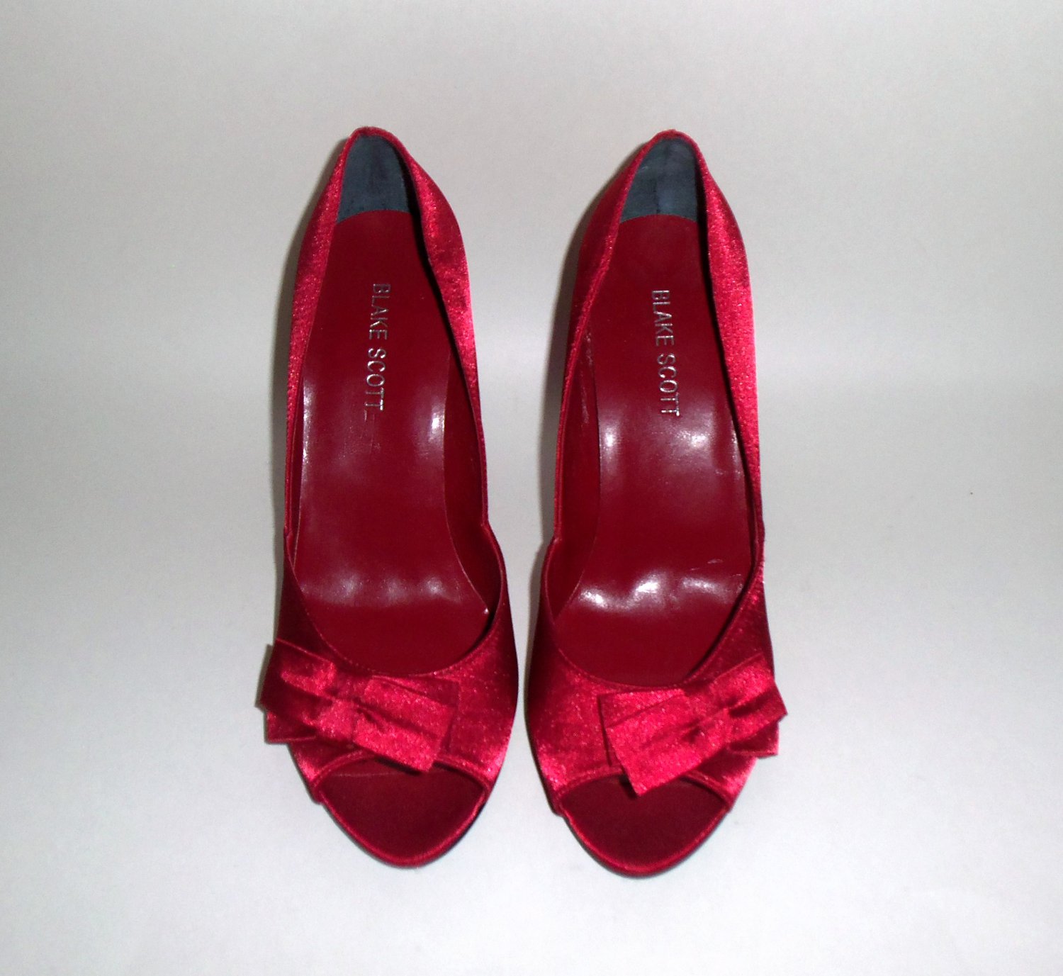 Blake Scott Red Satin Peep-Toe Pumps Size 7W