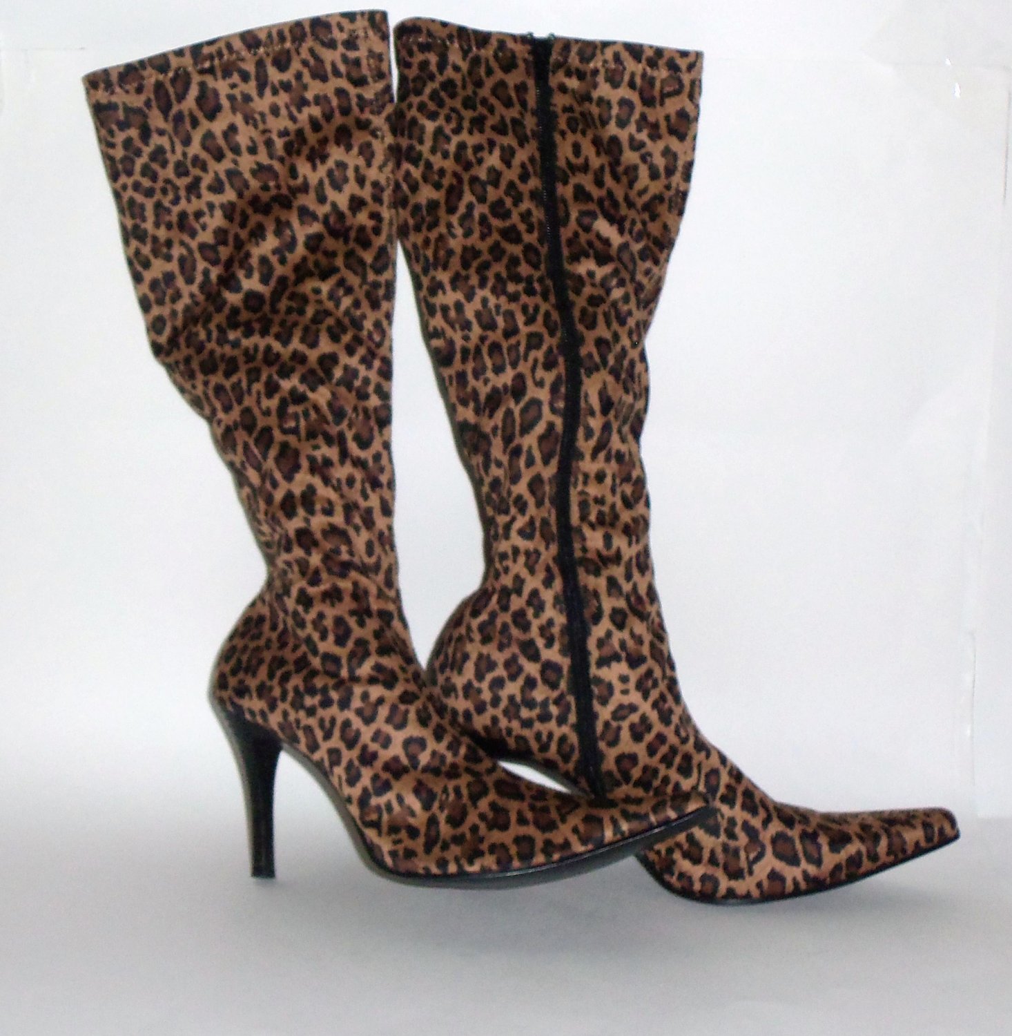 Baker Cougar Leopard Boots Size 8.5B