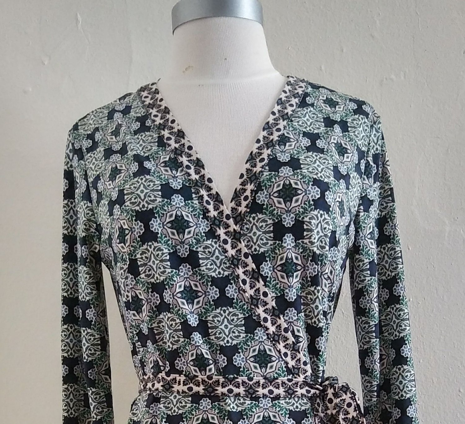 Max Studio Printed Wrap Dress Size XS