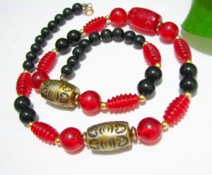 FREE SHIPPING ~ NB1010 ELEGANT JEWELRY BLACK & RED NECKLACE 22 inches