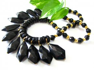 NB1049 UNITQUE JEWELRY BLACK DANGLE NECKLACE 19 in.