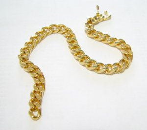 free ship 7.5 in. GOLDEN PLATED BRACELET B1012
